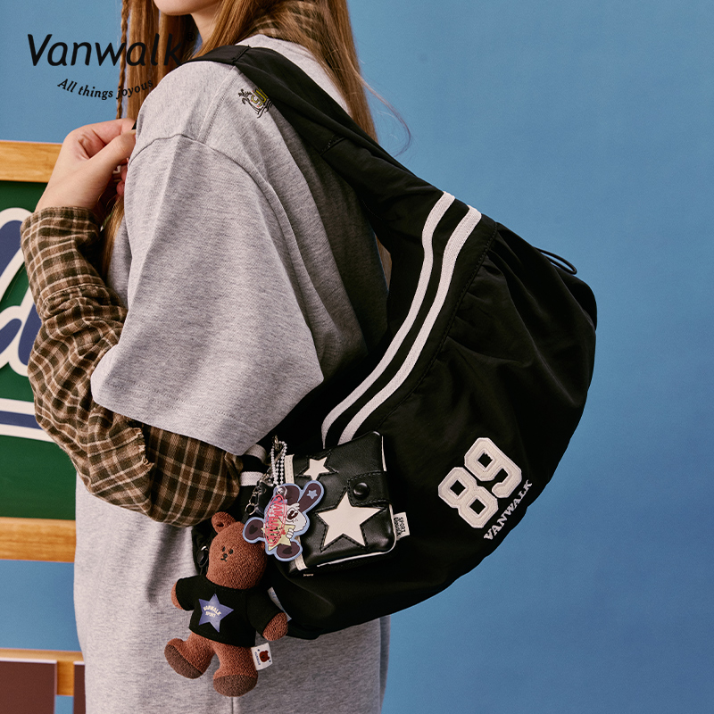 반워크 하이크 트레이닝 가방 [레드] - 상세 이미지 4