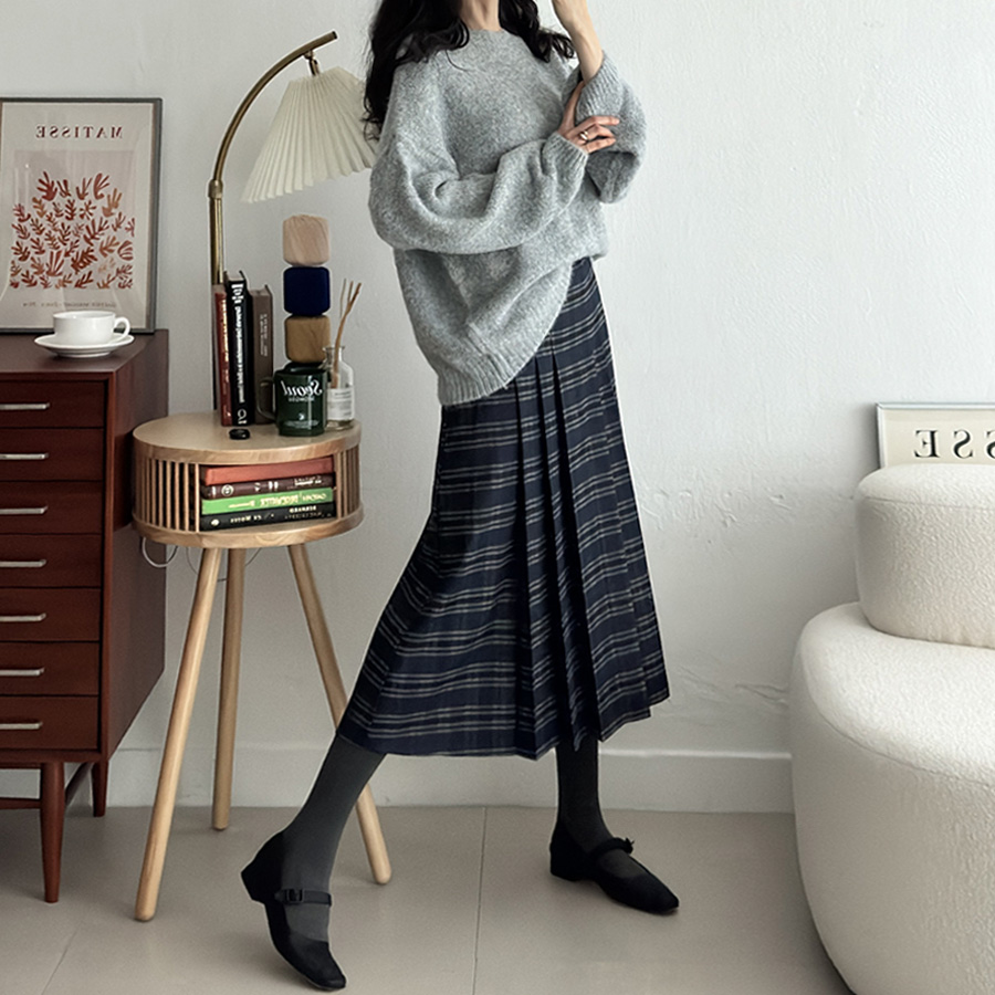 모직 체크 밴드 플리츠 롱스커트 (NAVY, 3 SIZE) - 상세 이미지 4