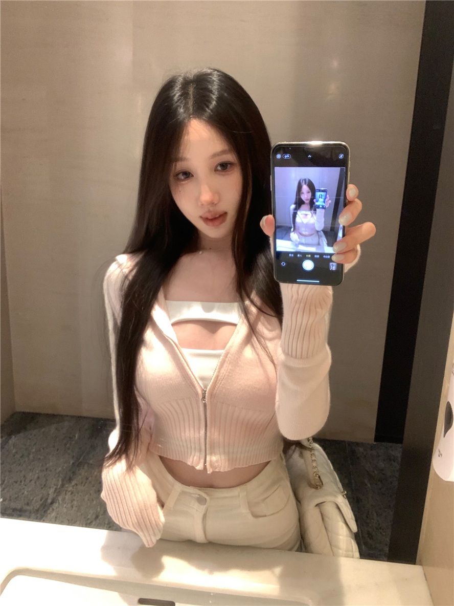 벚꽃핑크 니트 슬림핏 후드 숏코트 가디건 가슴 패드 내장 - 상세 이미지 2