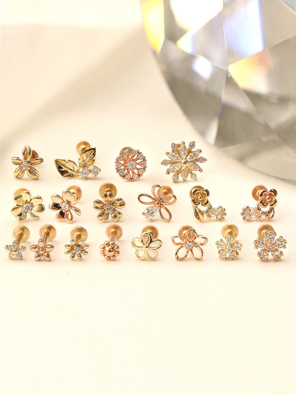 [0.8mm] 14K 인터널 플라워 라블렛 피어싱 귀걸이 모음전 - 상품 이미지