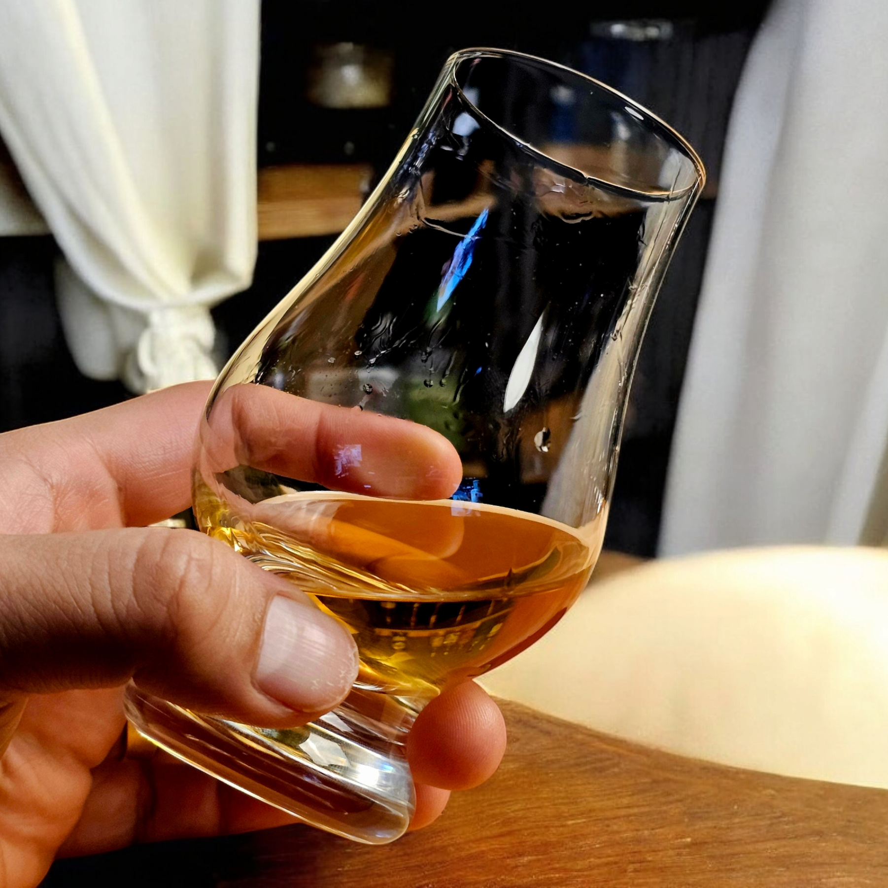 위스키잔 니트잔 노징글라스 싱글몰트잔 테이스팅 양주잔