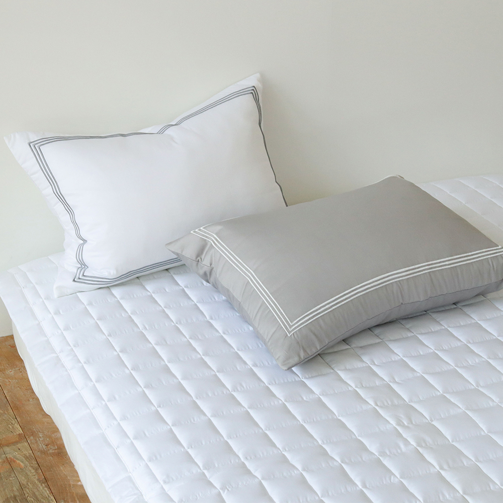 시몬 호텔침구 고밀도 60수 새틴 순면 미끄럼방지 고정밴드 국산 사계절 침대패드 Q