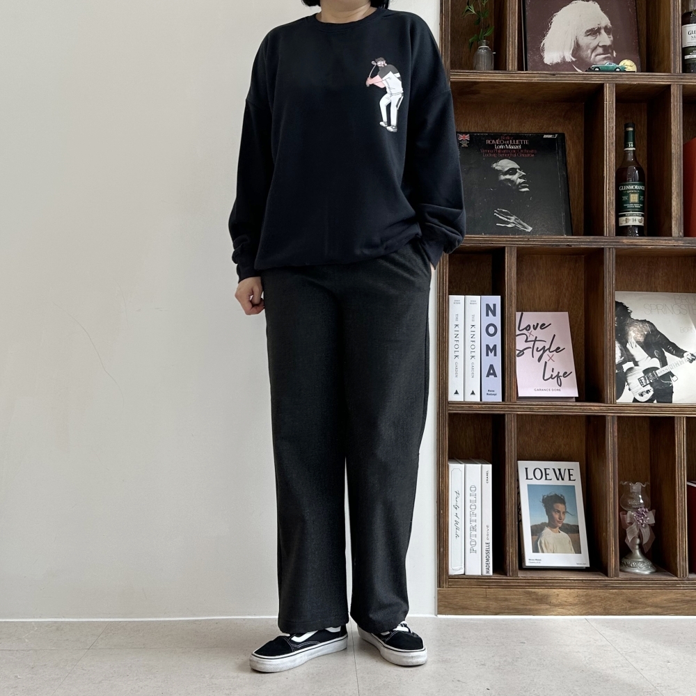 겨울 기모 안감 데일리 여성 맨투맨 티셔츠 레터링 라운드넥 오버핏 박시 블랙 그레이 - 상세 이미지 4