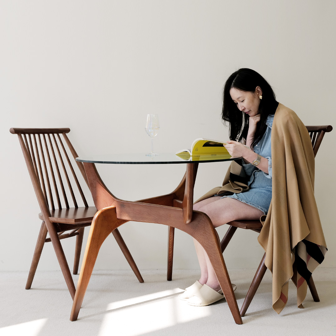 자야캠핑 반타 1721 애쉬 천연 원목 원형 유리 식탁 테이블