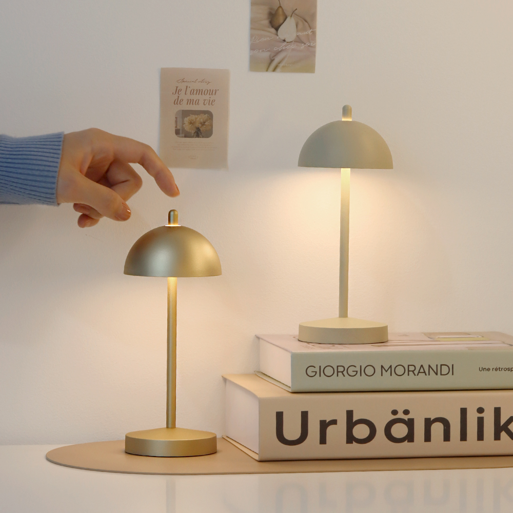 플랜룩스 미니 터치 탁상 무선 led 무드등 세르네 카페 침실 테이블 조명