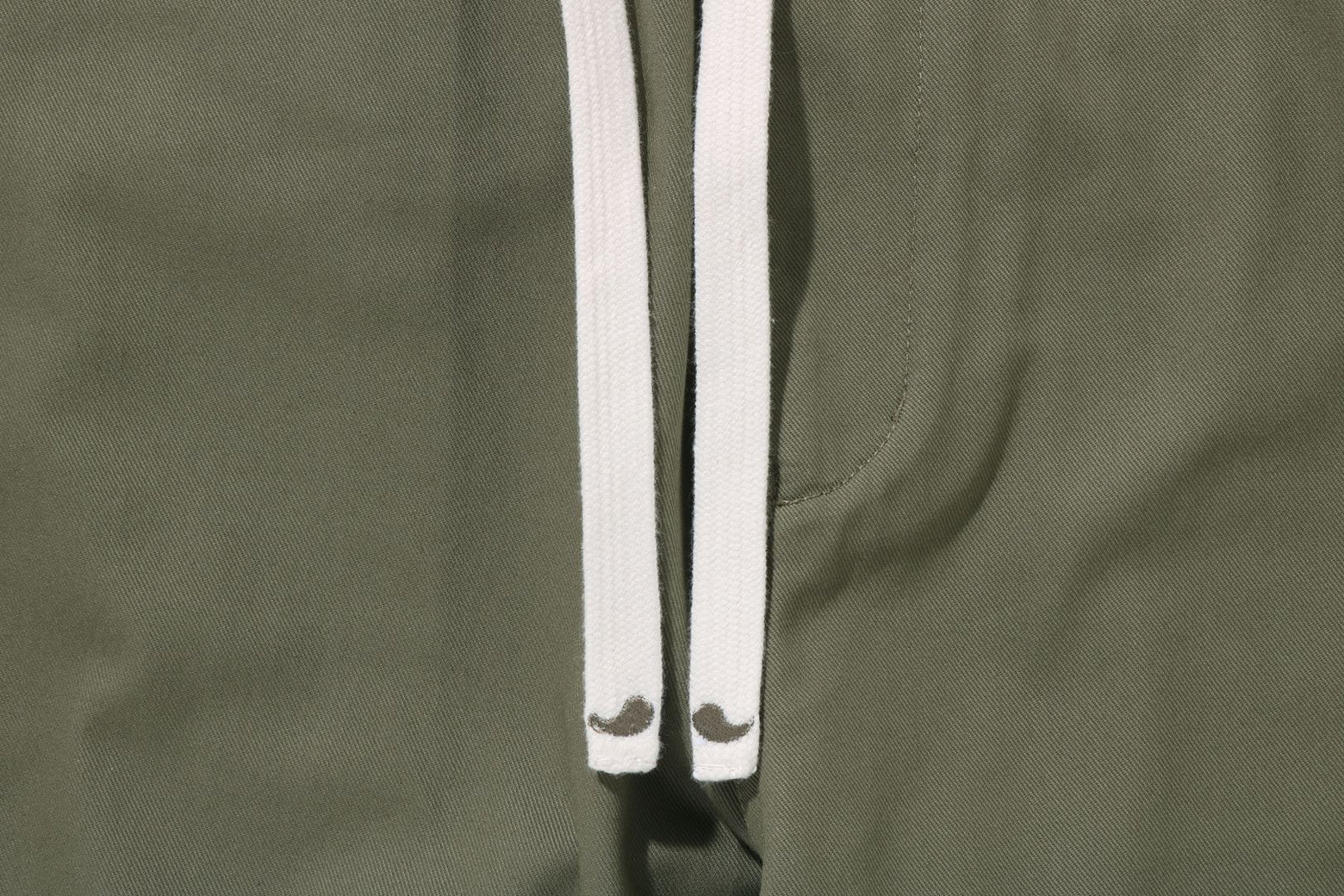 베이프 바지 EASY CHINO PANTS 7K80-152-304 - 상세 이미지 4