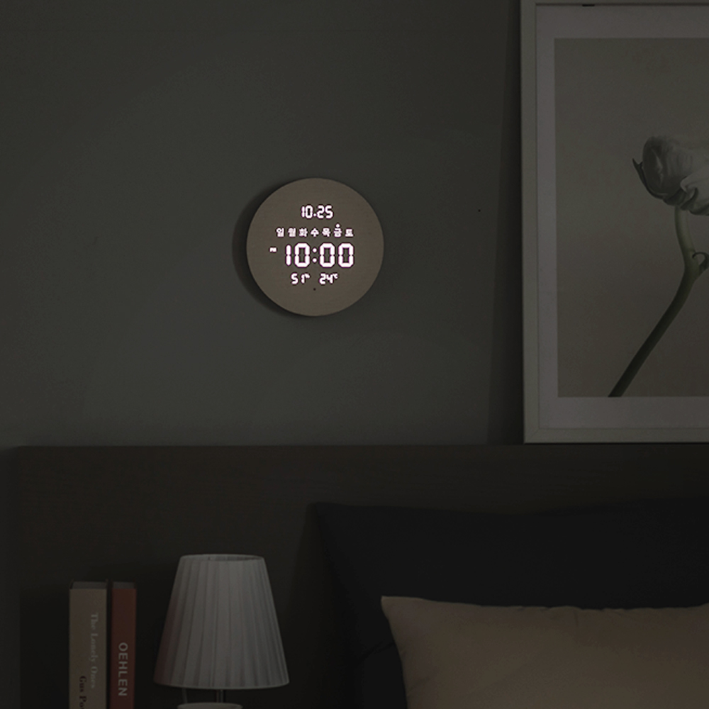 플라이토 무선 LED 벽시계 인테리어 무소음 디지털 전자 온습도 벽걸이 루나데이 19cm