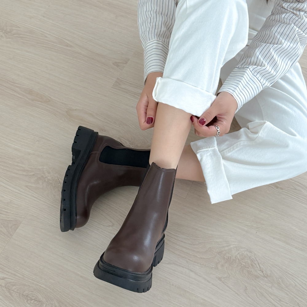 소울리 여성 소가죽 첼시부츠 통굽 키높이 발목 숏 앵클 부츠 이미지 6