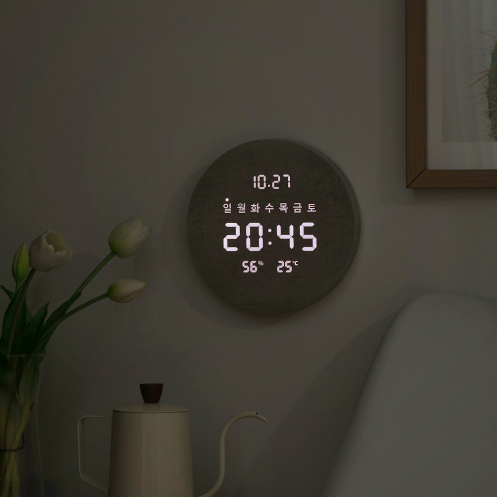 플라이토 무선 LED 벽시계 인테리어 무소음 디지털 전자 온습도 벽걸이 루나데이 19cm