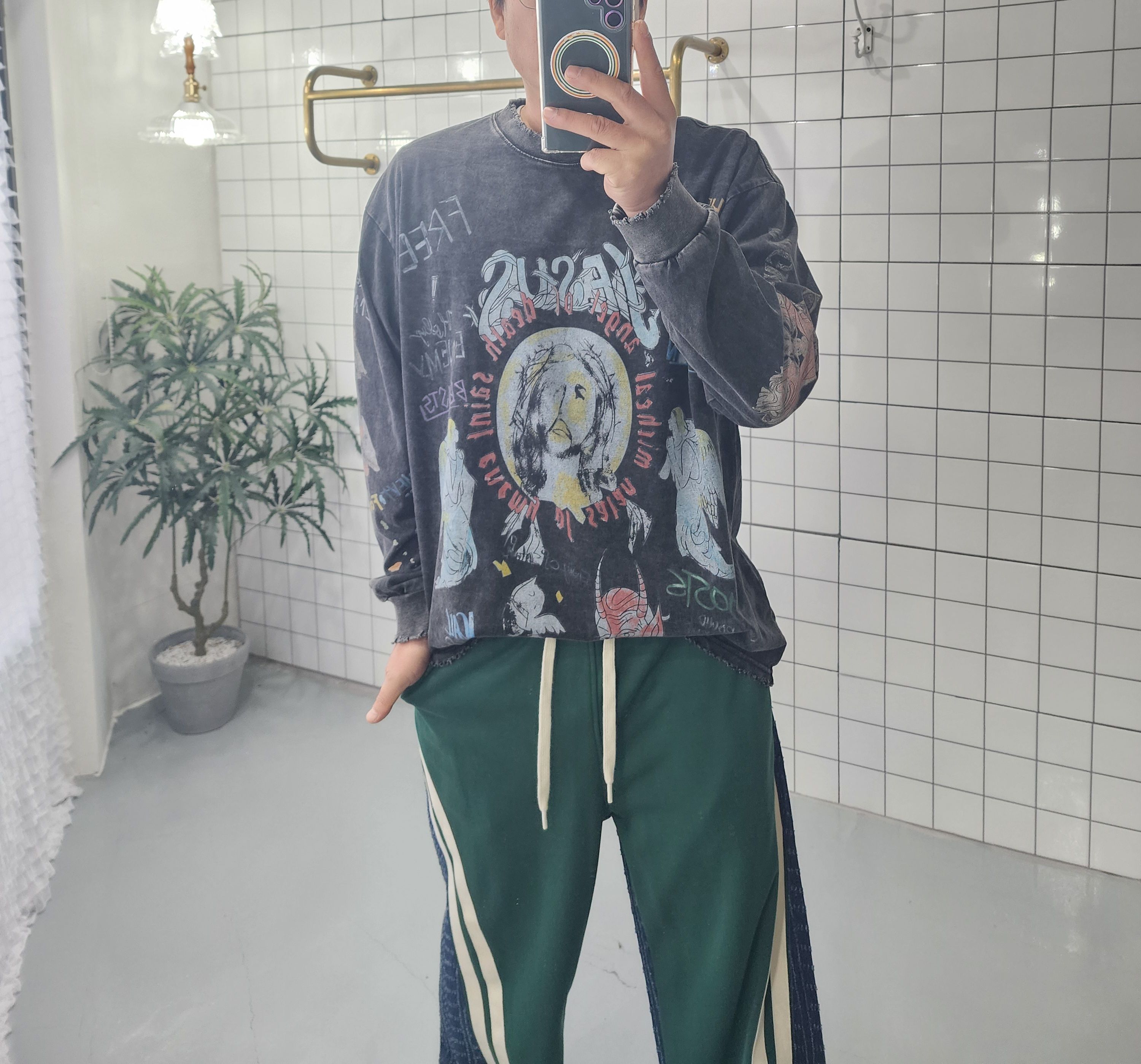 (무배) 피그워싱 프린팅 빈티지 긴팔 티셔츠 - 상세 이미지 2