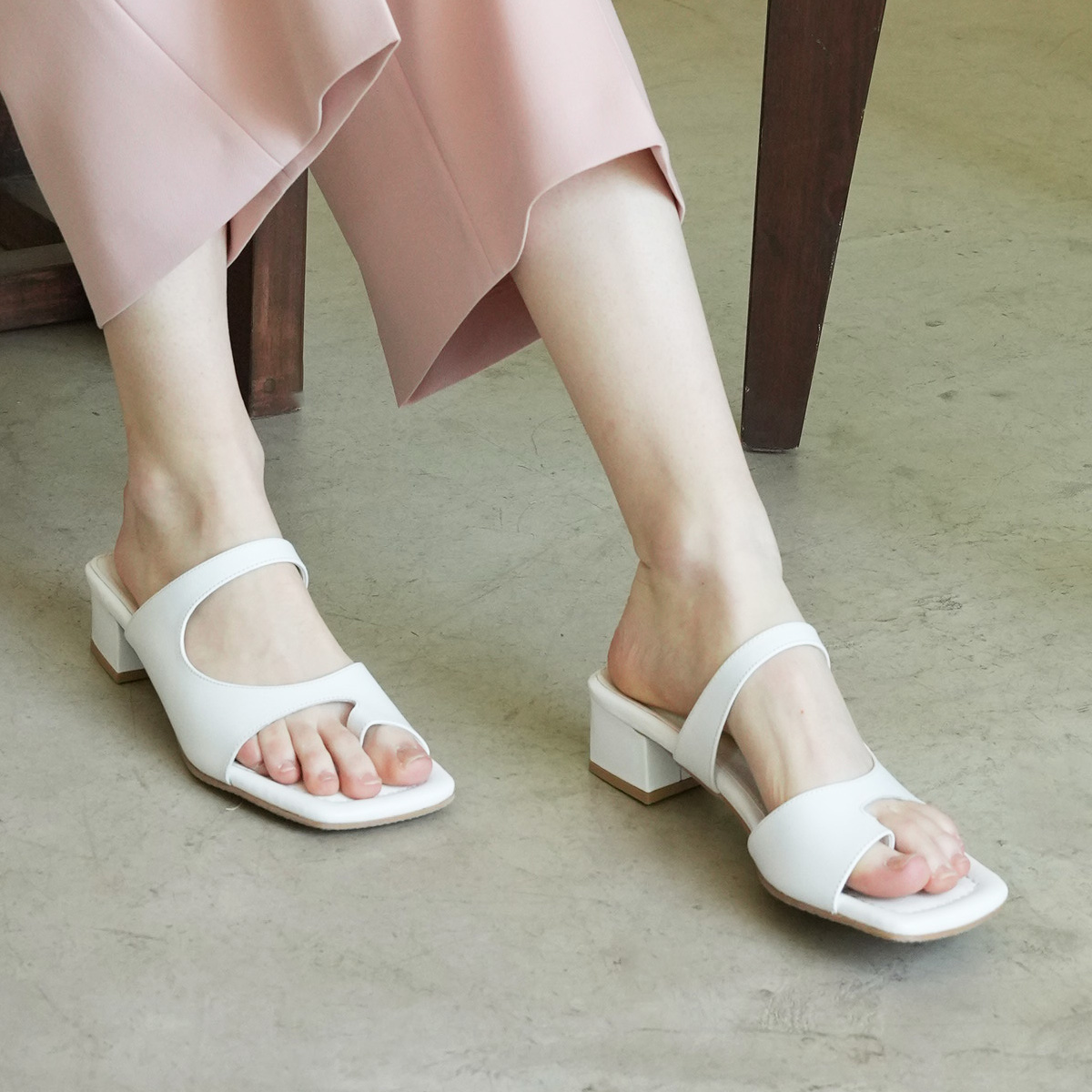 [지쎄 GISSE] 양가죽 여성수제화 통굽 뮬 슬리퍼 샌들 GIS-44220