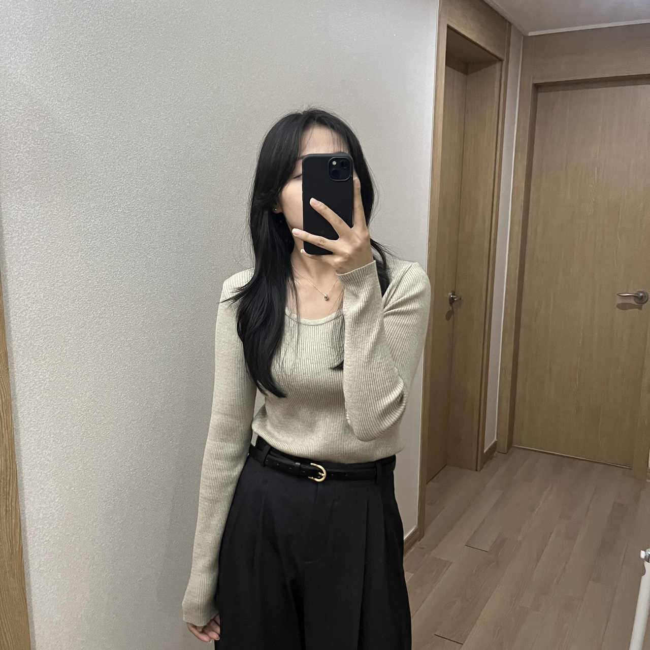 오트밀 이너니트 딥유넥니트 가을 그레이 아이보리 블랙 골지 티 여성 간절기 겨울 - 상세 이미지 2