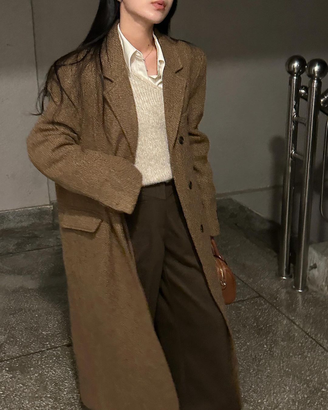 디델 여성 빅카라 울 하객룩 출근룩 오피스룩 오버핏 루즈핏 싱글 롱 코트 상세 이미지 12