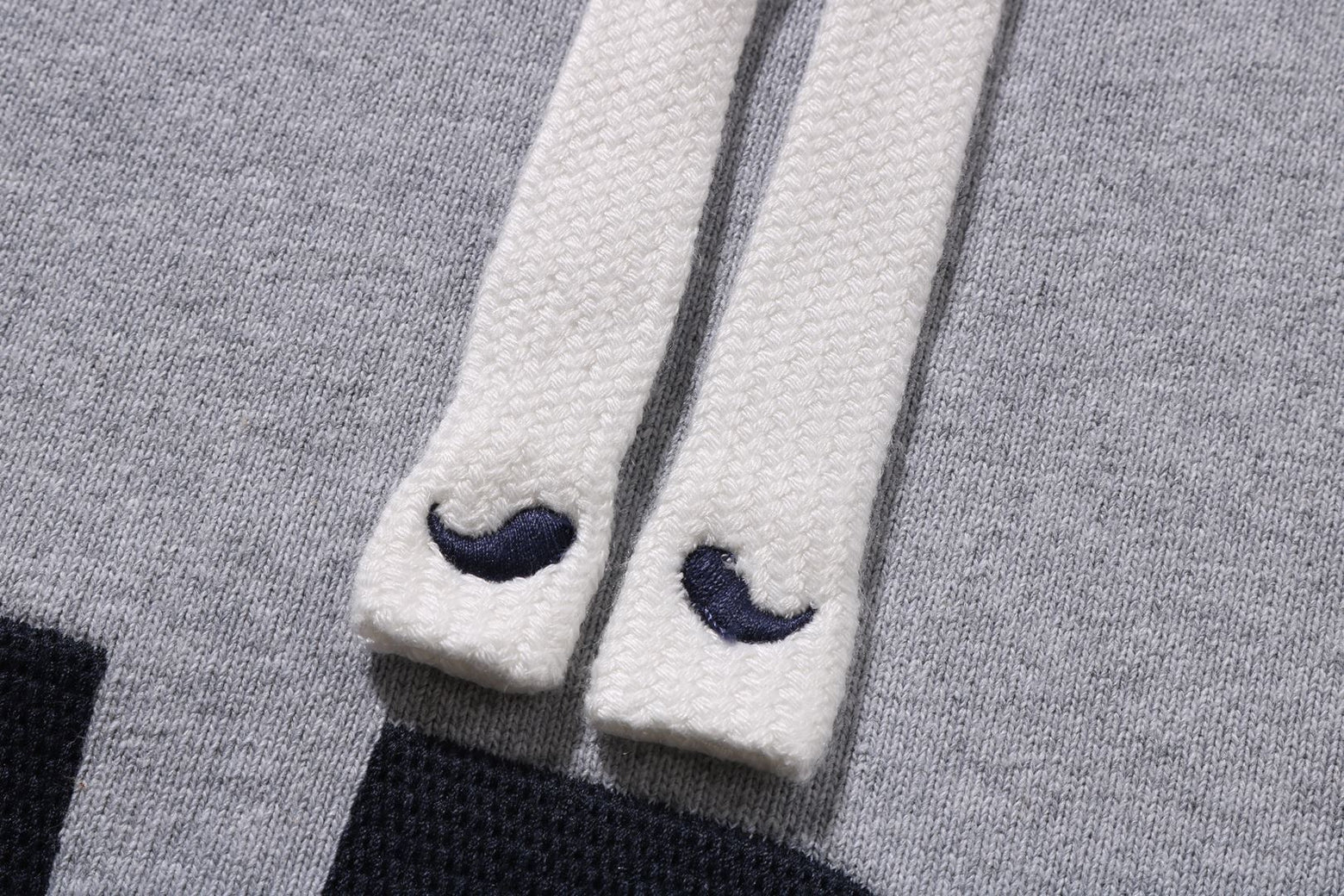 베이프 후드티 LOGO PULLOVER HOODIE 7K80-114-301 - 상세 이미지 5