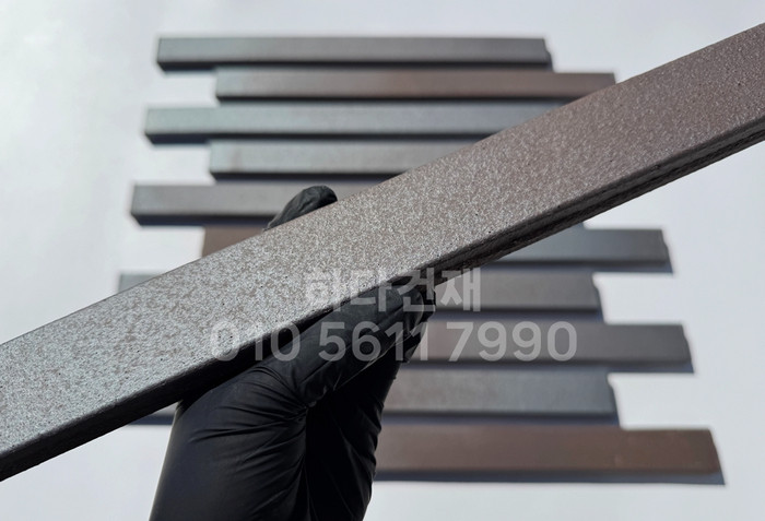 점토타일 롱와이드 메탈브라운 500x40x15T / 하다건재