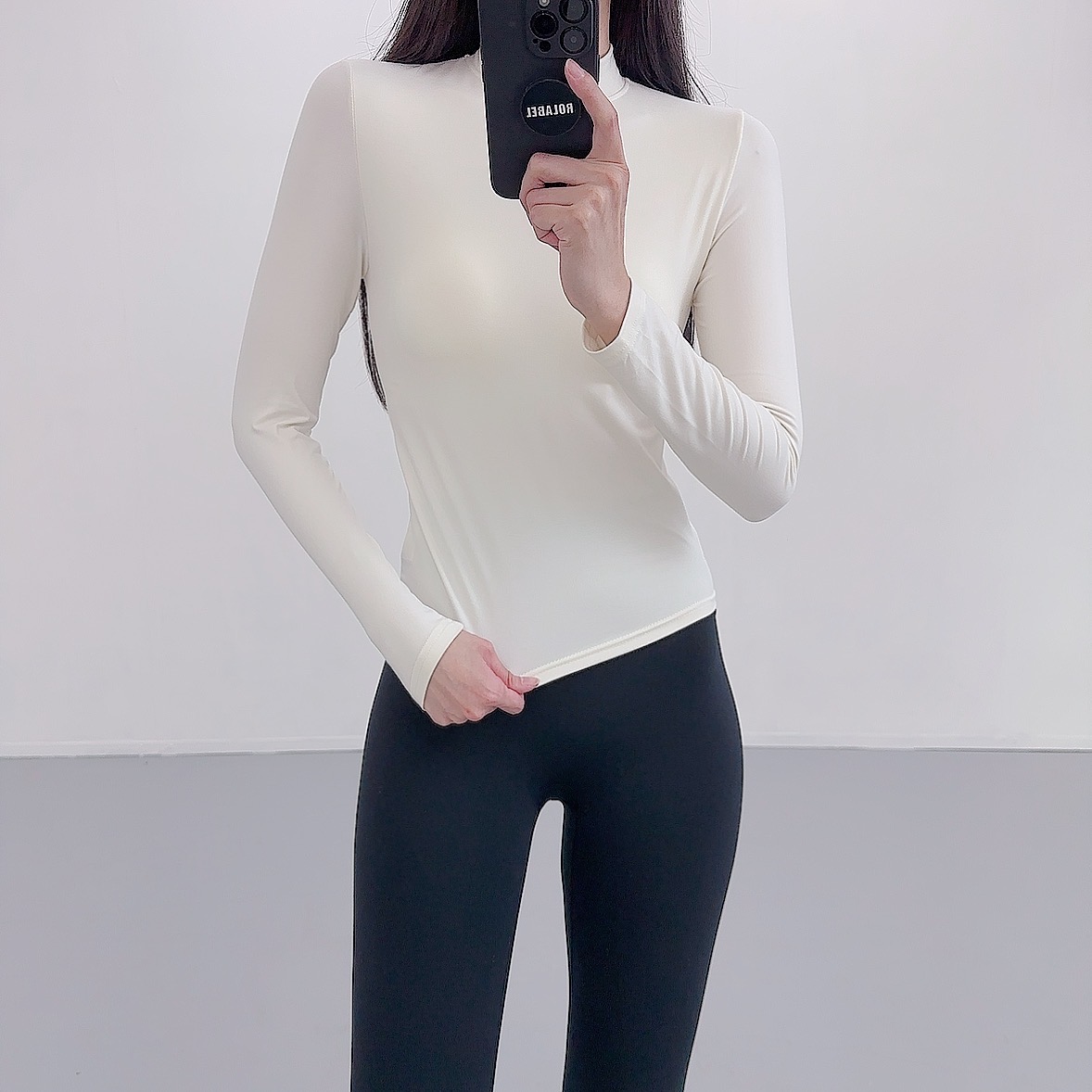 로라벨 레아 여성 골프웨어 골프 이너웨어 티셔츠 골프복 긴팔 빅사이즈 가을 겨울 상의 - 상세 이미지 3