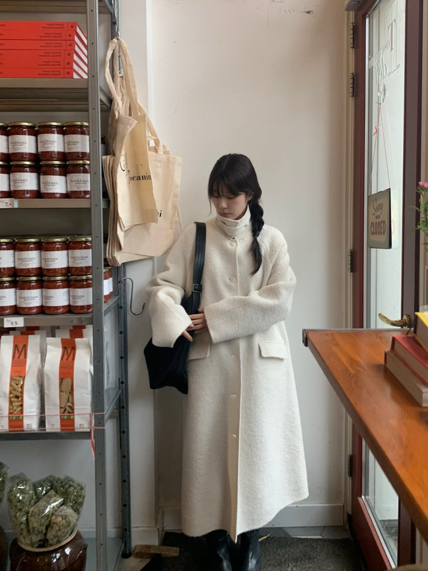 [블랙/크림 당일]  vergamot 베르가못 로우 울 알파카 부클 발마칸 롱 핸드메이드 코트 3color 상세 이미지 22