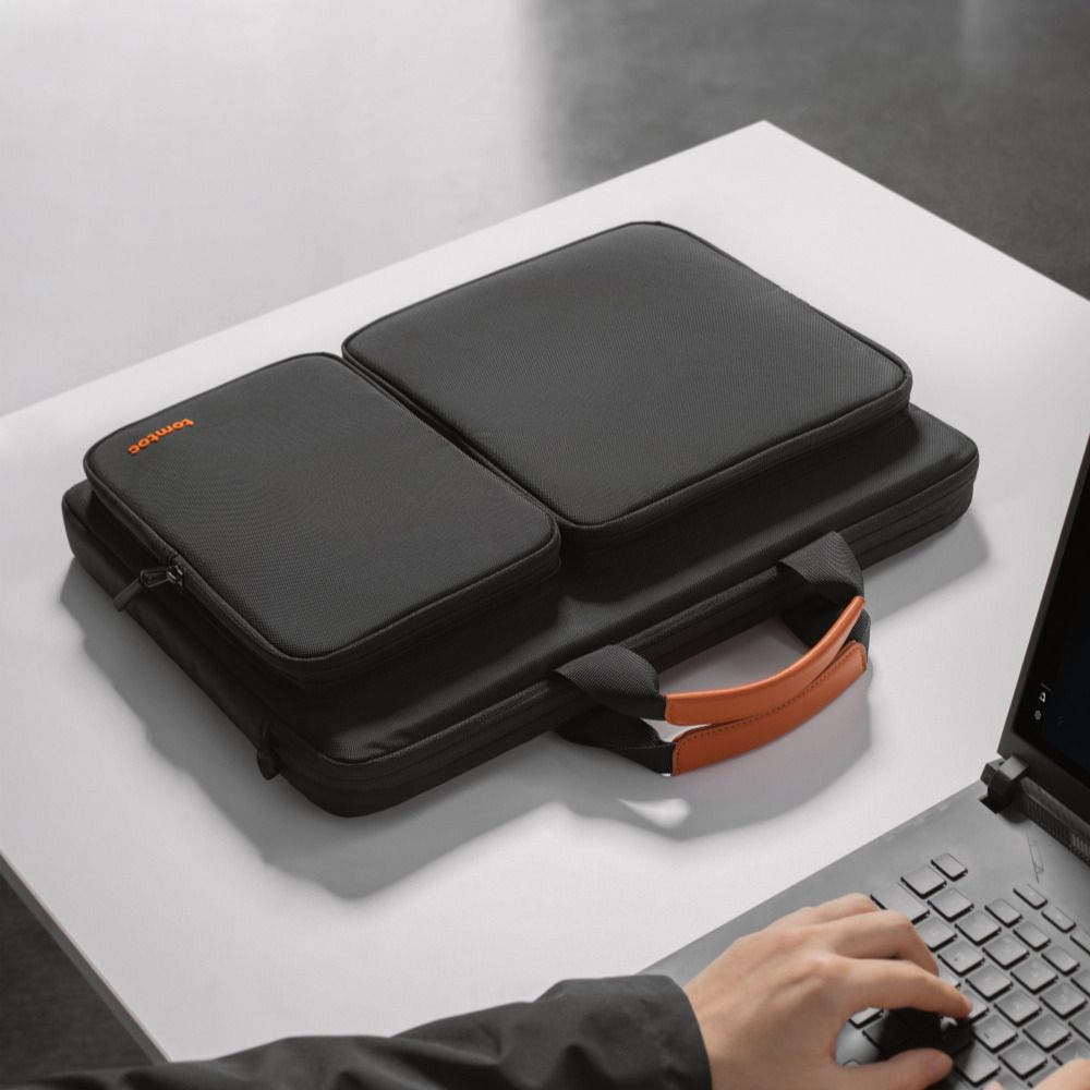 A42 노트북 가방 정면 컷