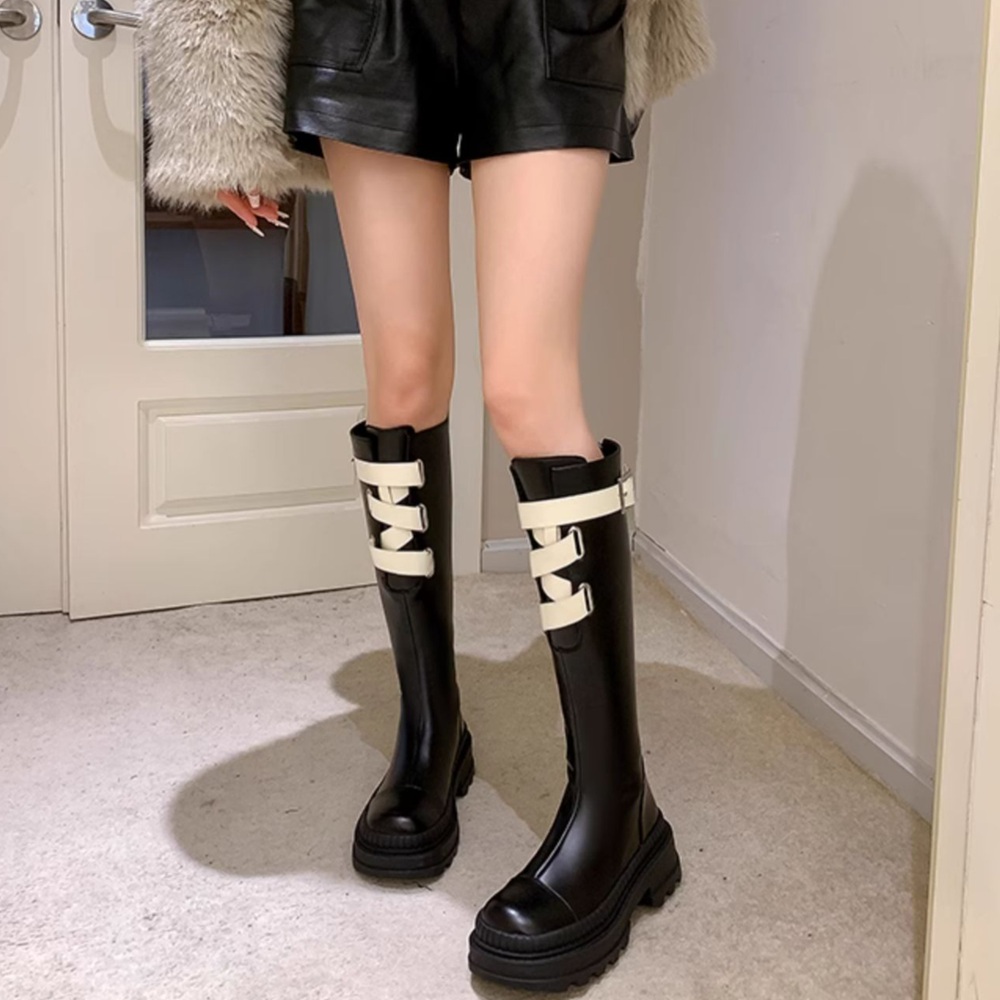 소가죽 통굽 롱부츠 아이돌 무대 의상 패션 코디 블랙 화이트리본스트랩 6.5CM - 상품 이미지