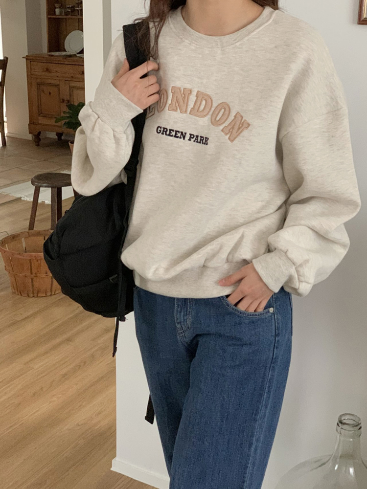 양기모 오버핏 런던 레터링 자수 기모 맨투맨 여자 겨울 티셔츠 여성 맨투맨 박스티 이미지 7