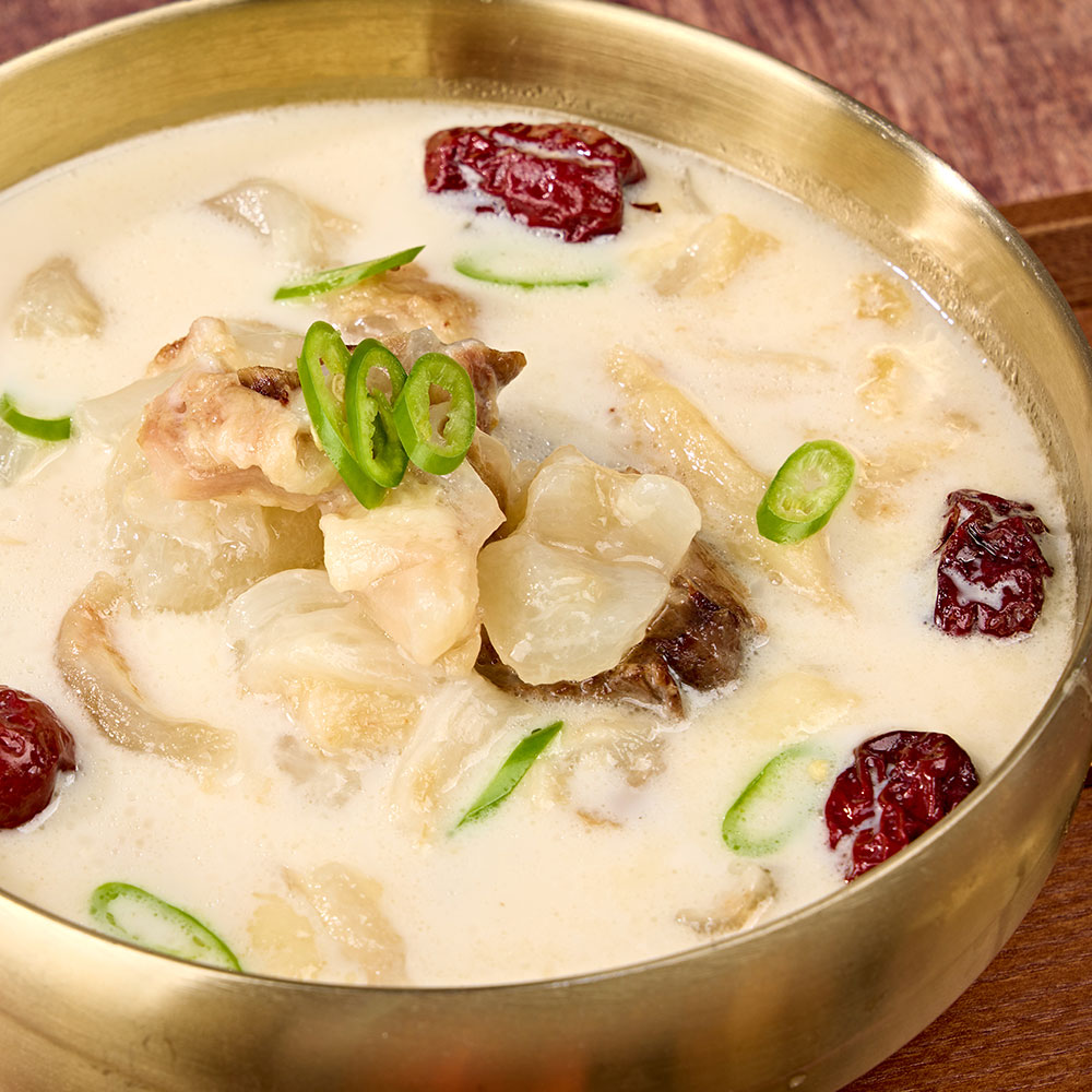 한우 사골 고기 곰탕 600g 4팩 도가니탕 나주곰탕 갈비탕 염소탕 건더기 고기 듬뿍 - 상세 이미지 2