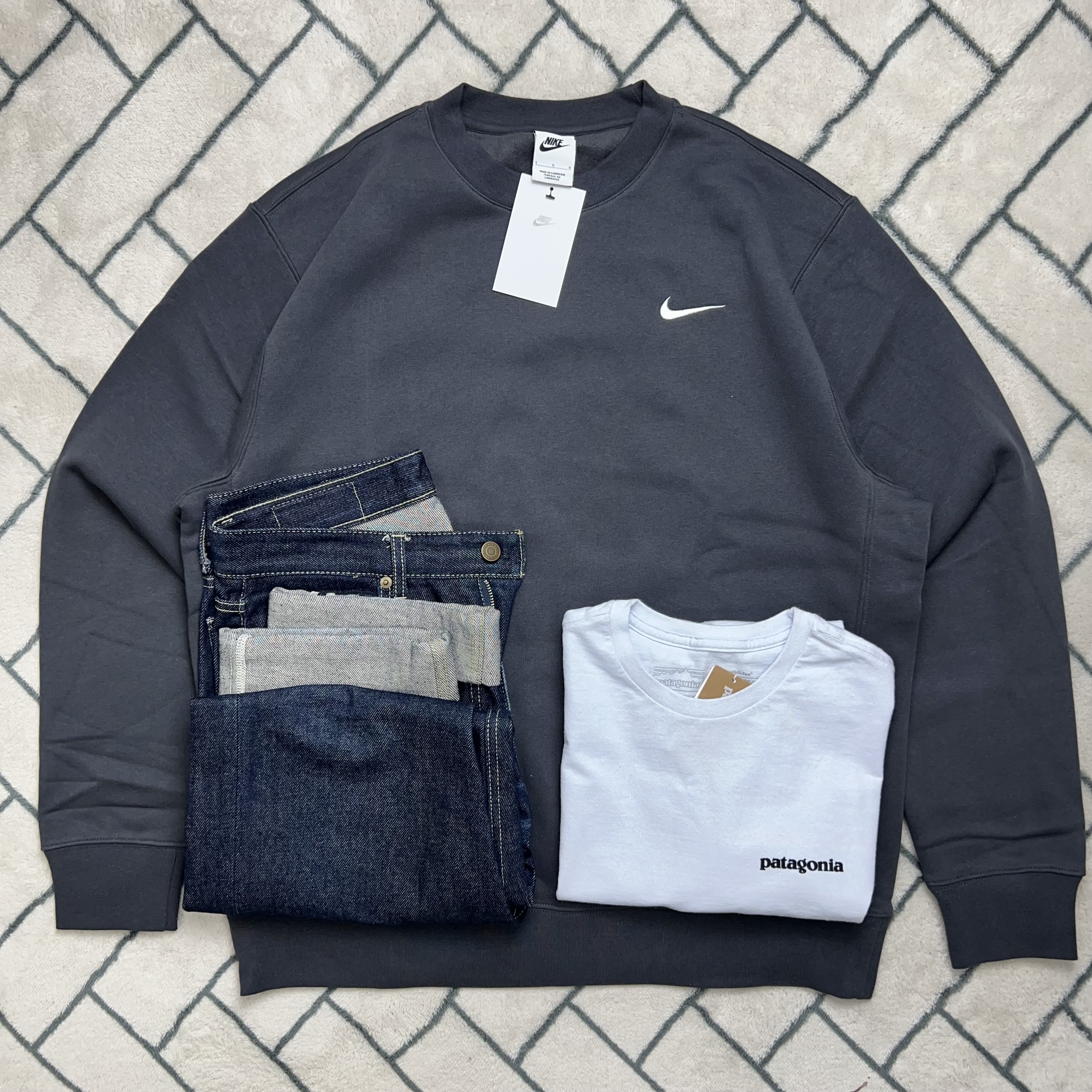 (국내매장판) 나이키 커플 맨투맨 스포츠웨어 클럽 크루 탑 스웻셔츠 커플티 - 상품 이미지