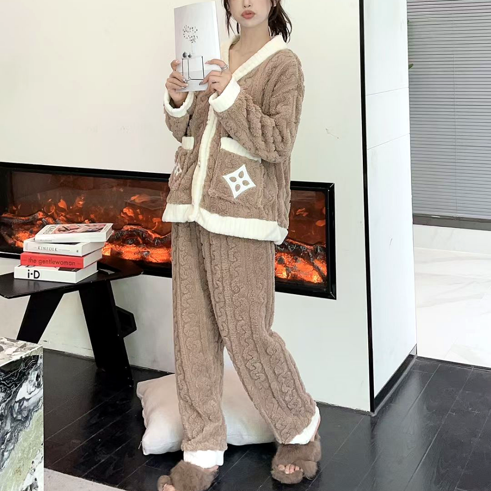 박대표마켓 여성 겨울 수면 극세사 기모 잠옷 홈웨어 파자마 세트 2+1 이미지 6