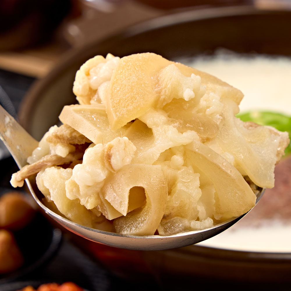 한우 사골 고기 곰탕 600g 4팩 도가니탕 나주곰탕 갈비탕 염소탕 건더기 고기 듬뿍 - 상세 이미지 5