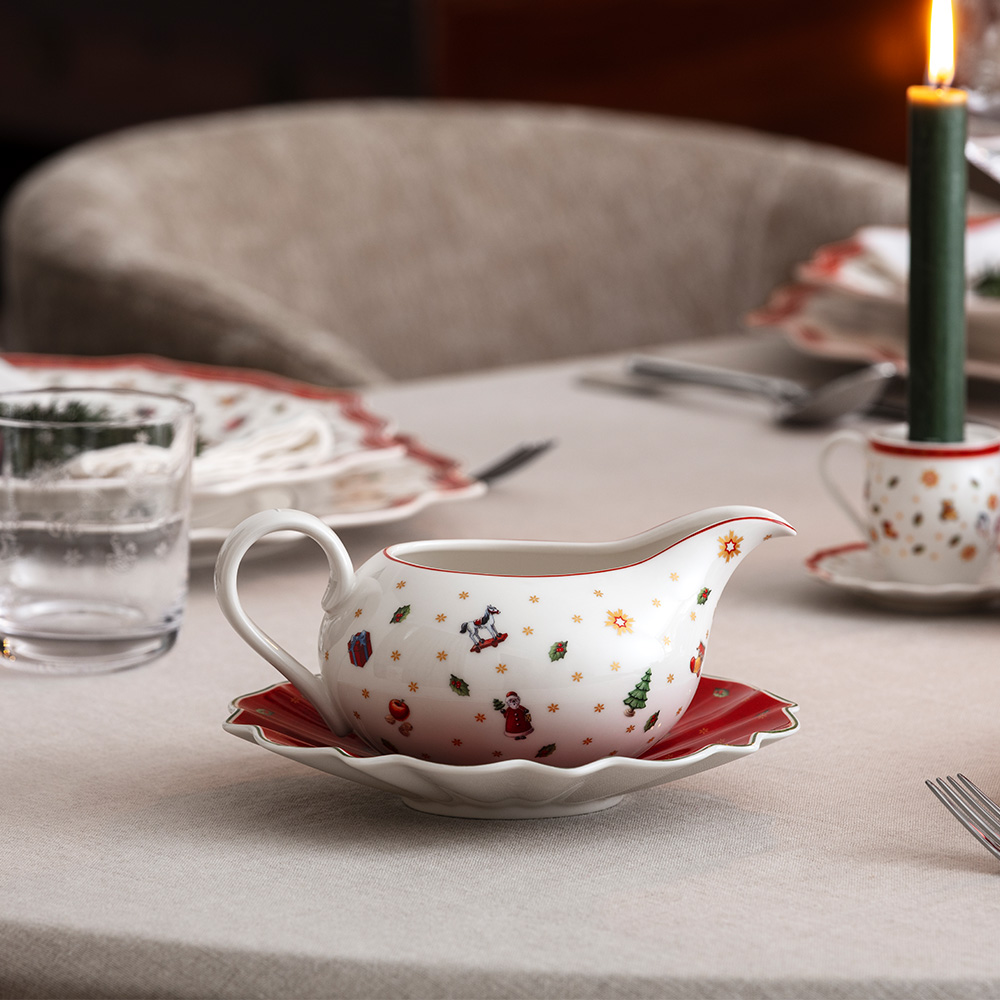 빌레로이앤보흐 크리스마스 토이딜라이트 소스보트앤소서 (1485853401)