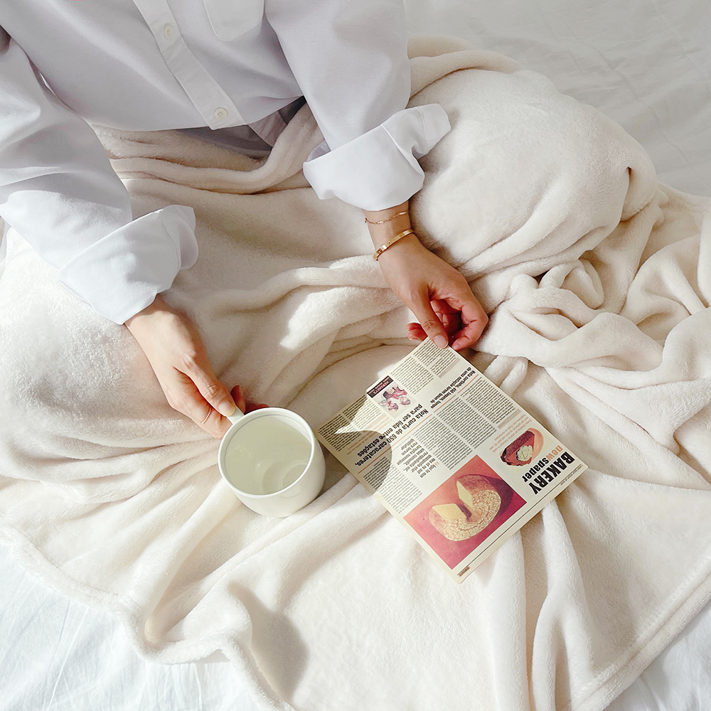 부드러운 담요 극세사 사무실 쇼파 거실 무릎 캠핑 차박 블랭킷