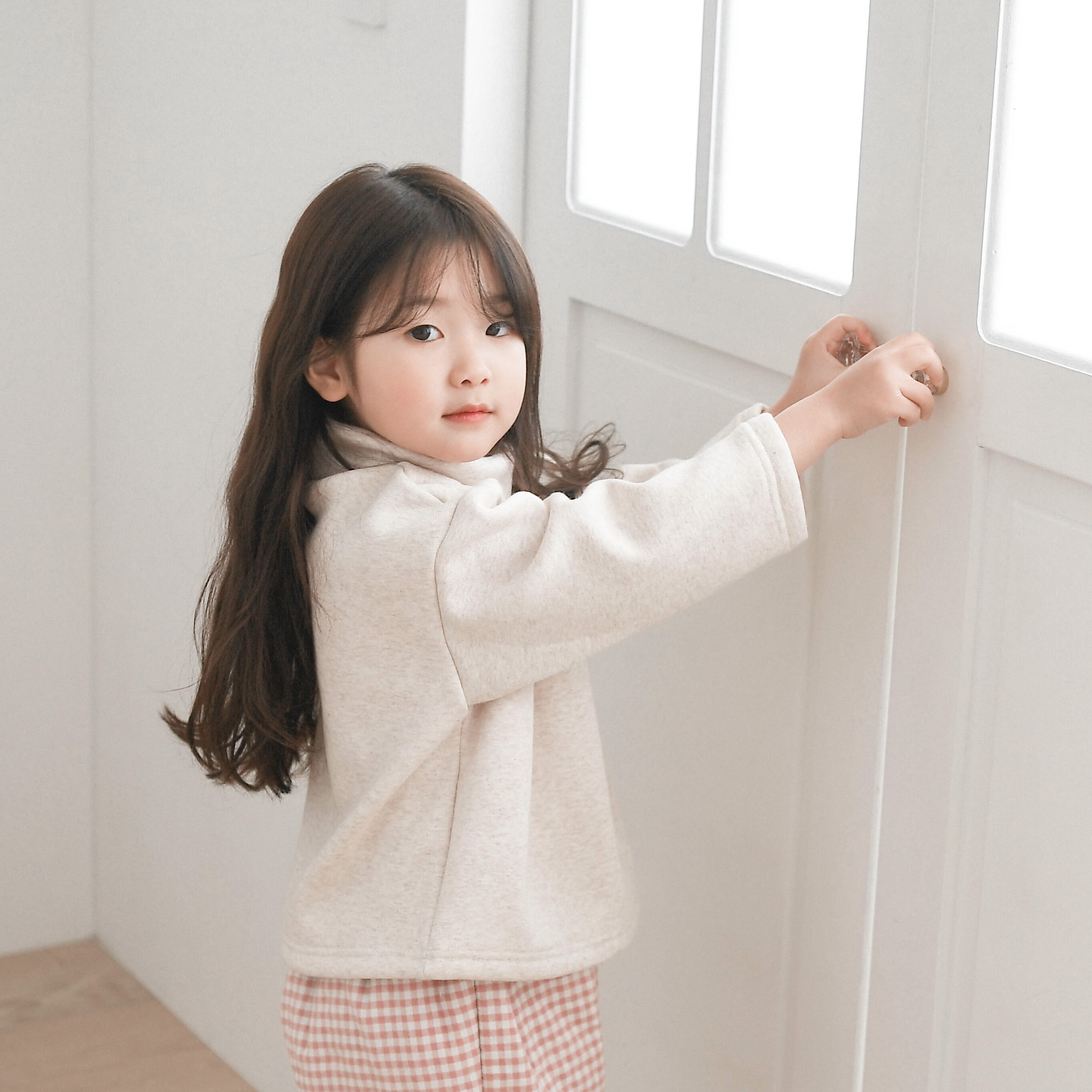 코코 반폴라 티셔츠 포켓 기본 겨울 속기모 밍크 아동 루즈핏 오트밀 핑크 그레이 네이비 - 상품 이미지