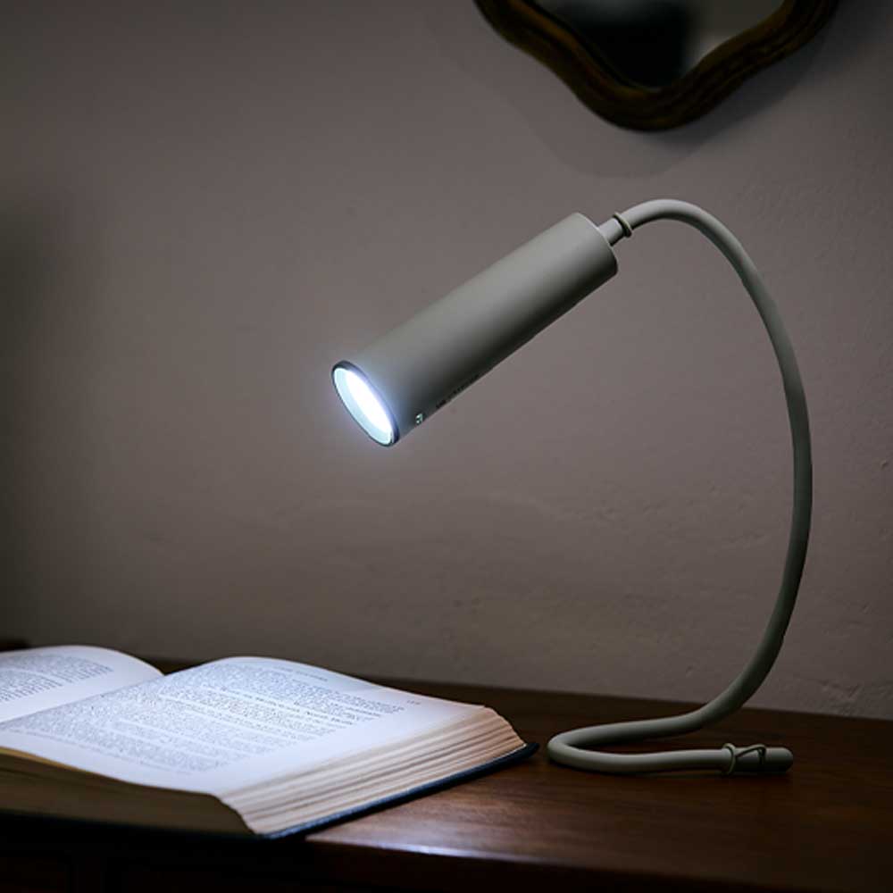 슈틸루스터 멀티 LED 랜턴 캠핑 조명 후레쉬 독서등 ST-ML200