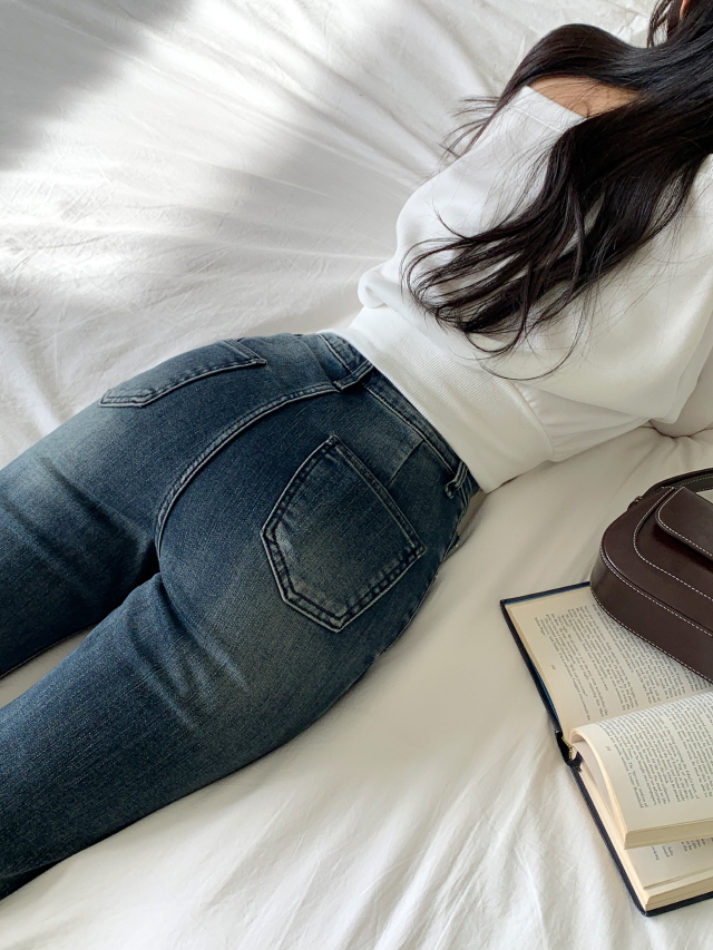 [3단기장/보정핏/발열원단🔥] 렌티아 빈티지 워싱 히든밴딩 겨울 청바지 하이웨스트 슬림 기모 부츠컷 데님 팬츠 상세 이미지 36