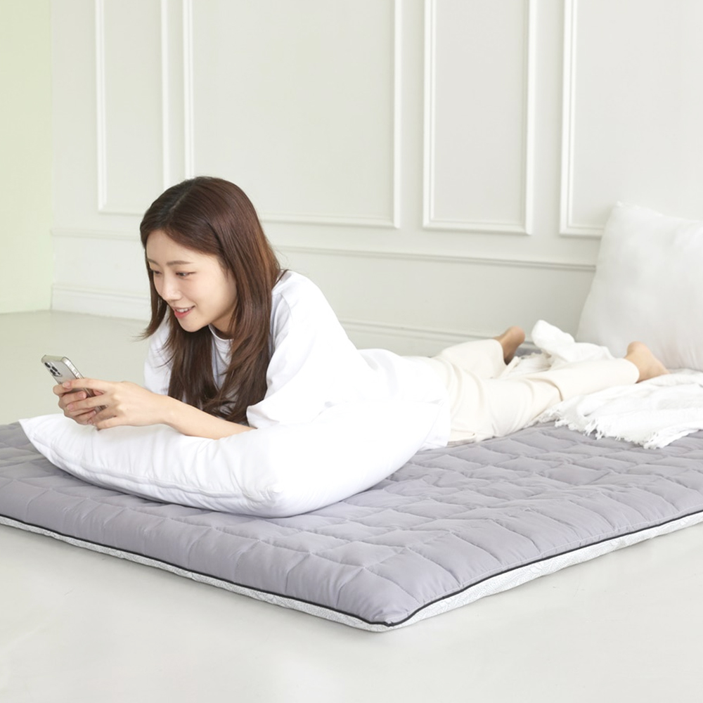 두꺼운 바닥 요매트 까는 이불 접이식 매트리스 손님용 매트