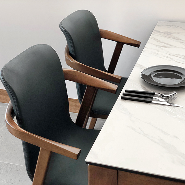 로포텐 핀핀 식탁의자 고무나무 원목 카페 인테리어 의자