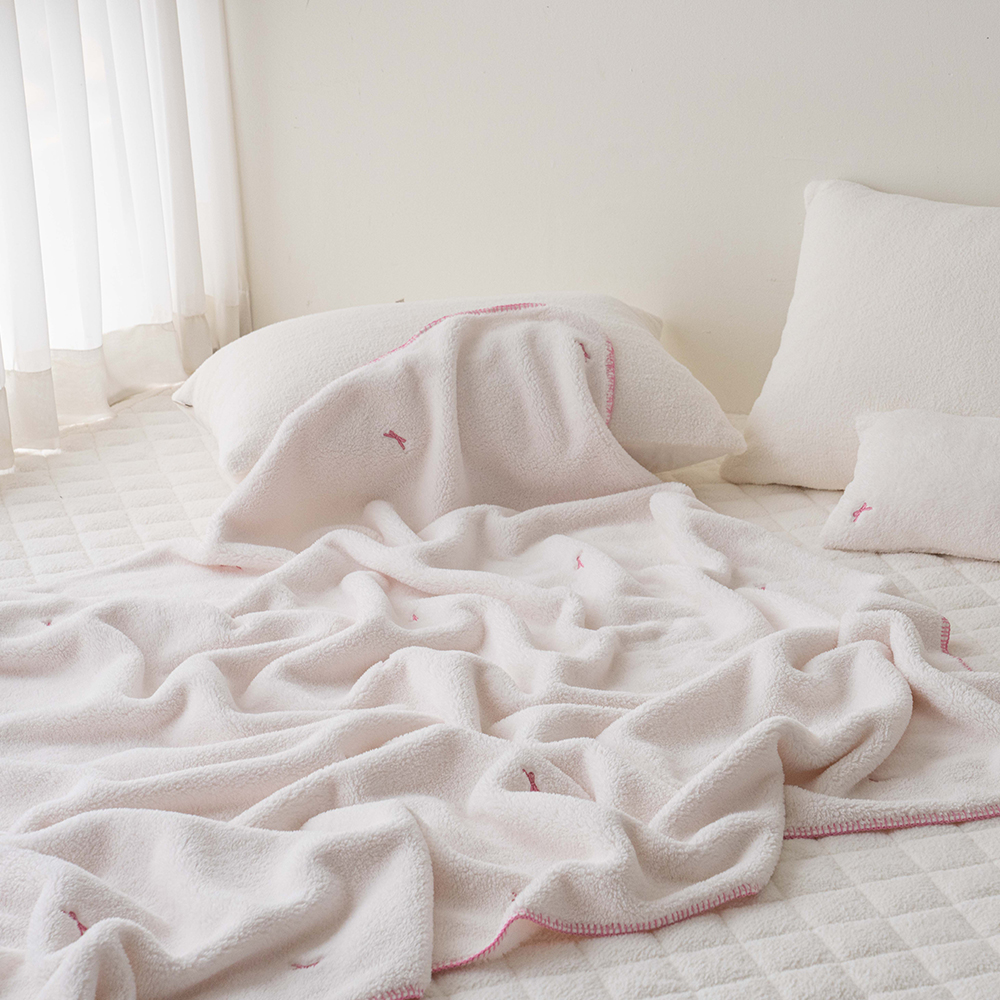 아기 겨울 극세사 담요 유아담요 유모차 블랭킷 양모 무릎담요