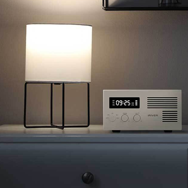 무소음 탁상 전자 시계 알람 디지털시계 무선충전 인테리어 블루투스스피커