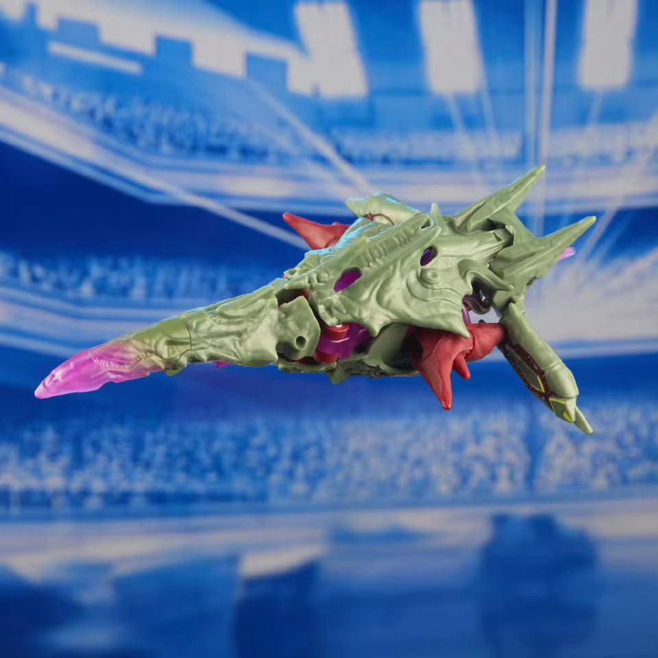 트랜스포머 원 오리진 영화 퀸테슨 하이 커맨더 디럭스 클래스 액션 피규어 - 상세 이미지 3