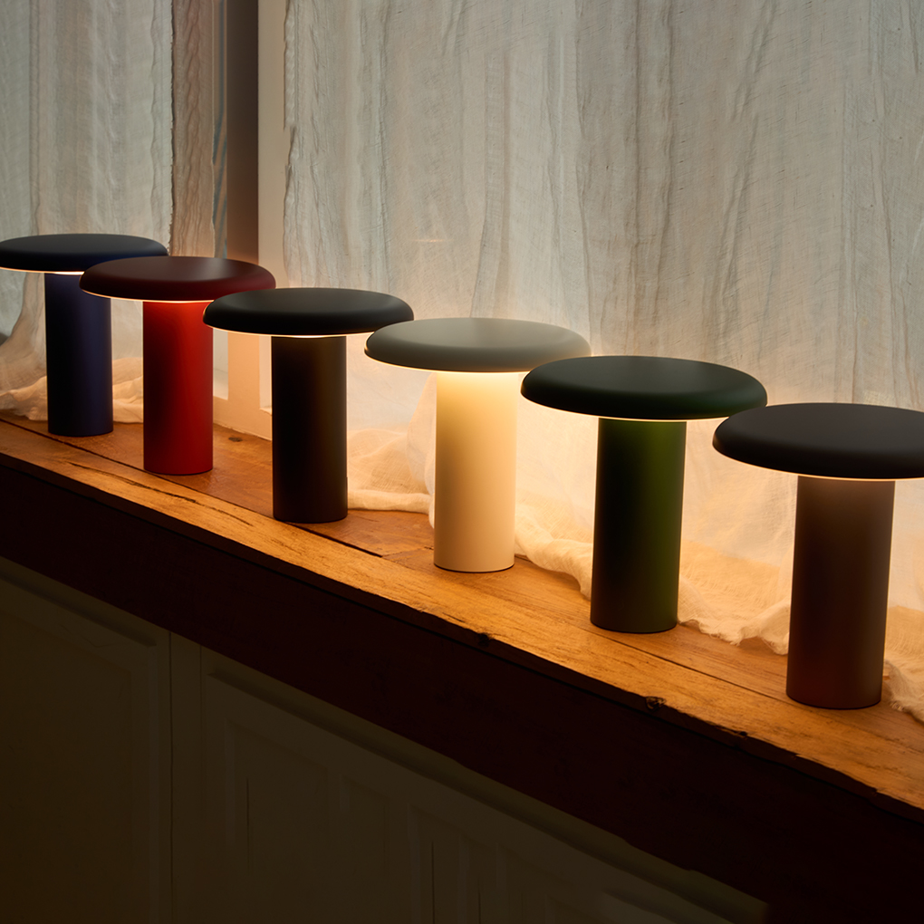 Artemide TAKKU Portable USB LAMP 아르떼미데 타쿠 포터블 무선 LED 조명 - 상세 이미지 5