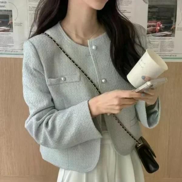 우아한 긴 소매 두꺼운 여성 자켓 가을/겨울 짧은 재킷 라운드 칼라 진주단추 화이트