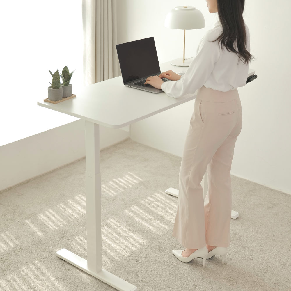 루나랩 높이조절 스탠딩 책상 높낮이조절 수동 모션데스크 화이트 1400