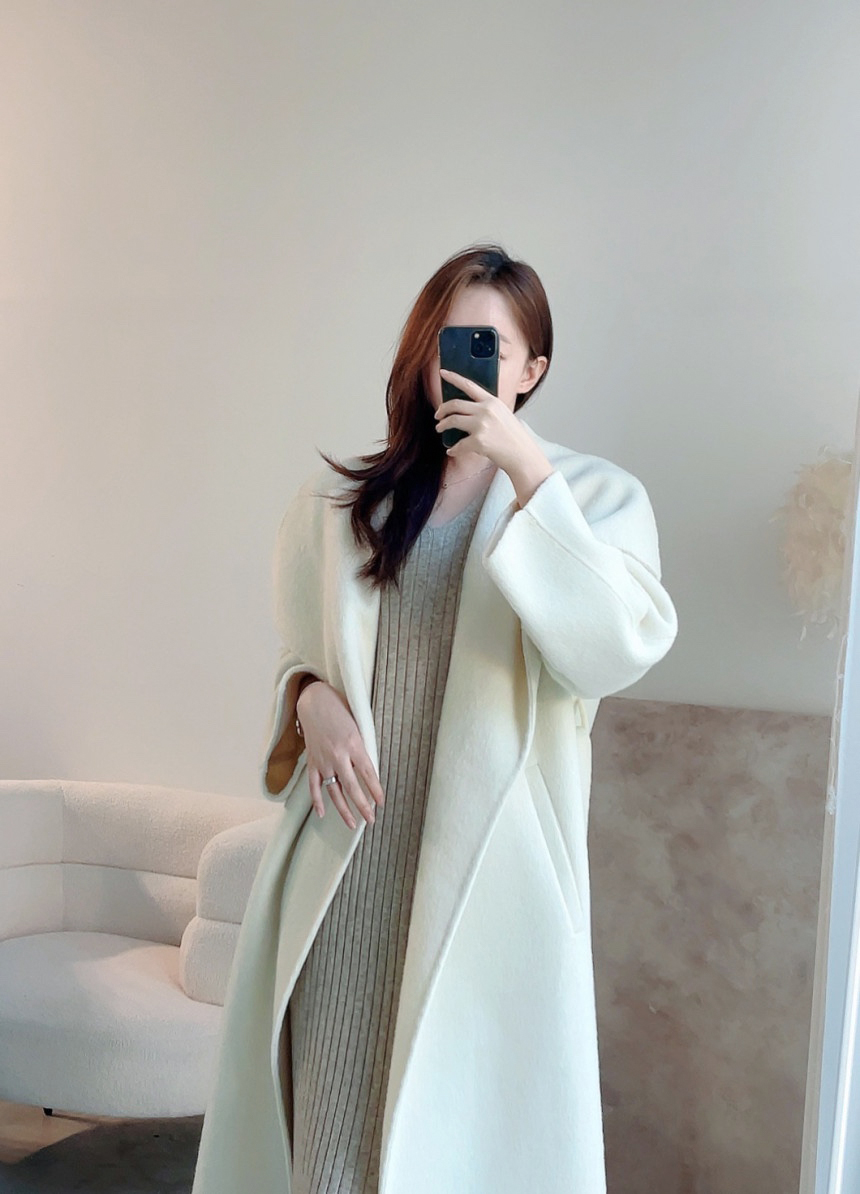 유어룸 르쥬 숄더 카라 핸드메이드 롱 코트 상세 이미지 17