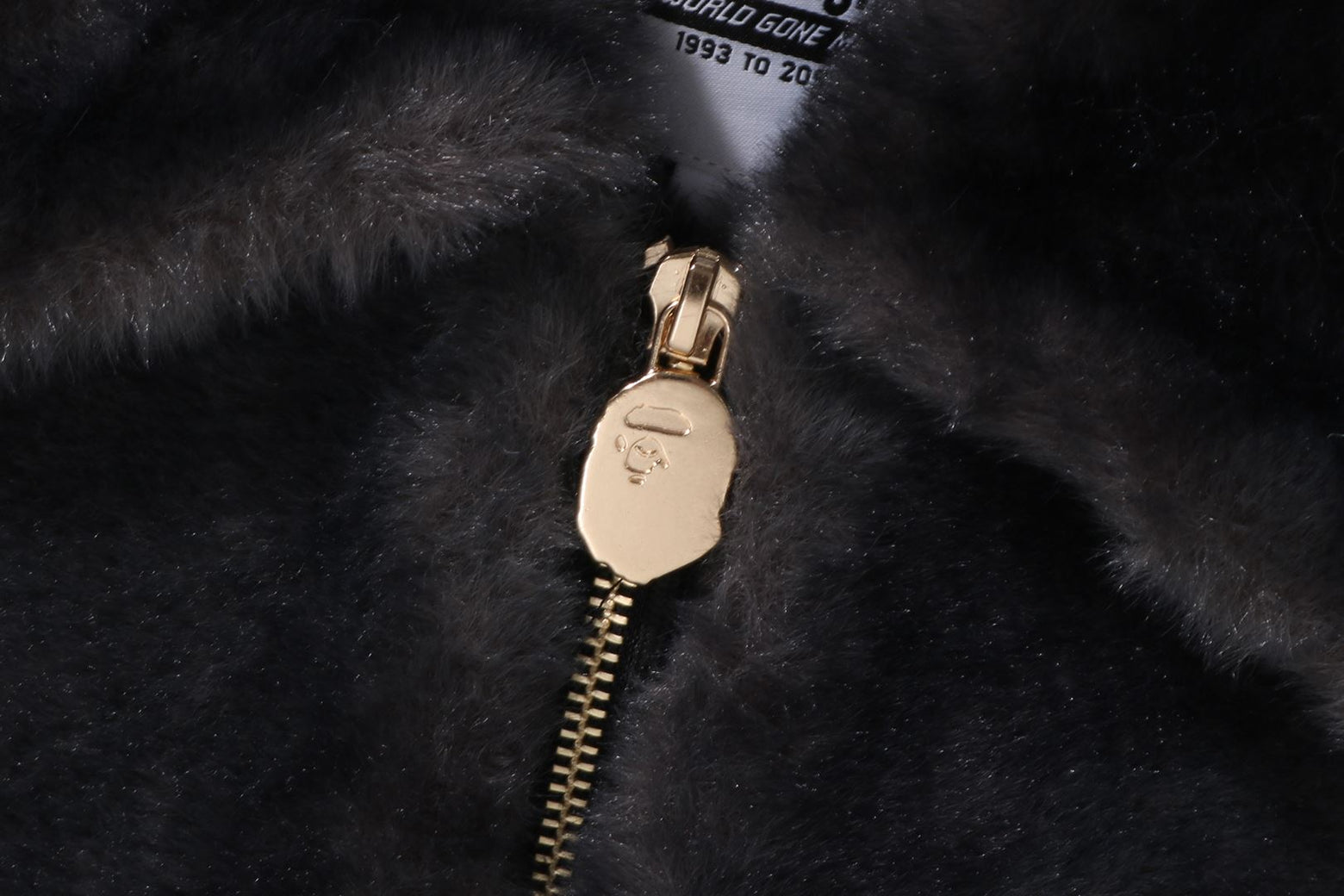 베이프 자켓 CAMO FLUFFY 1K80-140-319 이미지 6