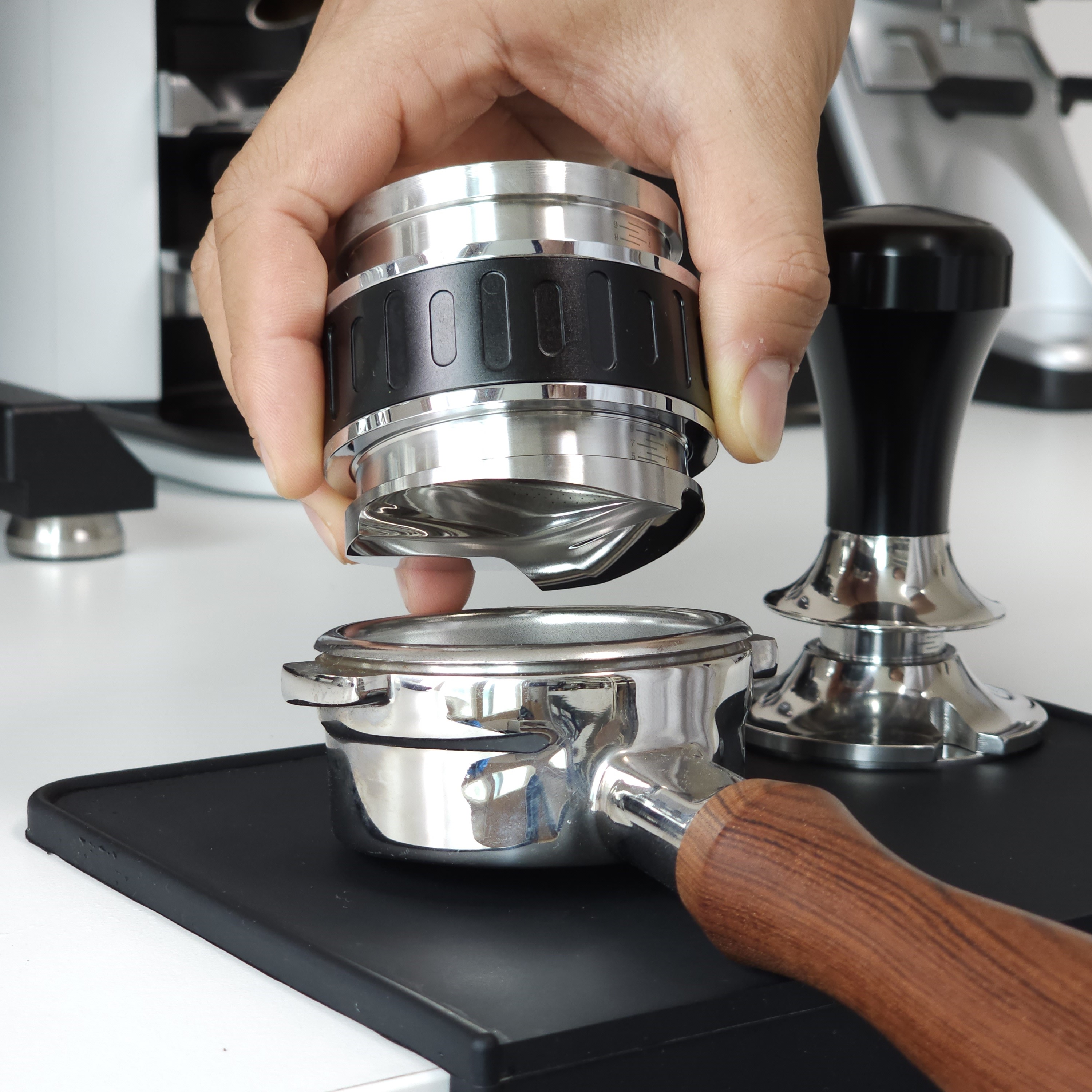 빈워크 레벨링툴 더블 프로 커피 템퍼 디스트리뷰터 마카롱 탬퍼 58mm 이미지 8