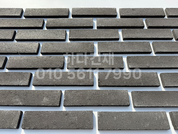 컬러 모노타일 240x60x17T 블랙 / 하다건재 모노벽돌타일