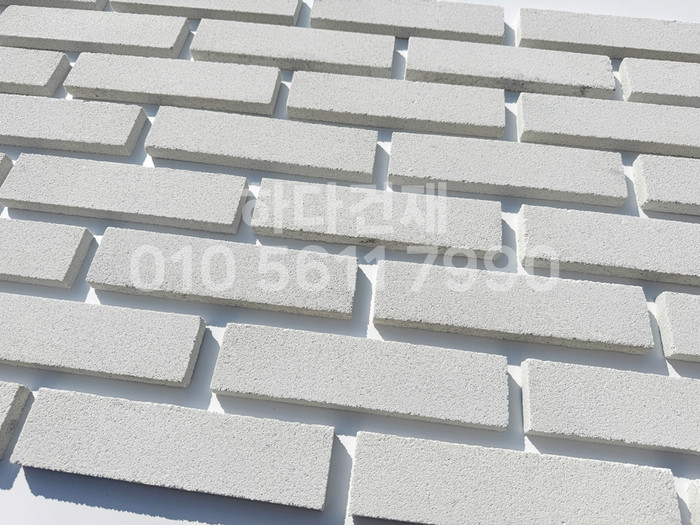 컬러 모노타일 240x60x17T 화이트 / 하다건재 모노벽돌타일