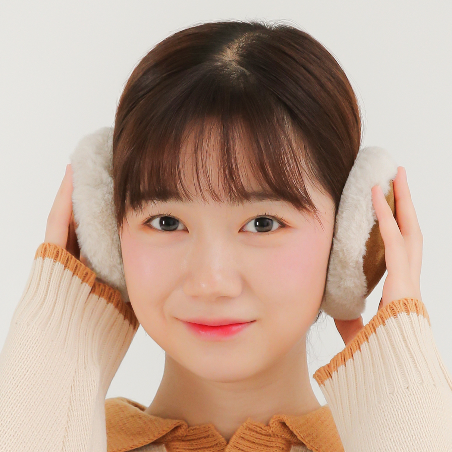 국내생산 여성 털 겨울 귀도리 무스탕 귀마개 방한 귀덮개 접이식 이어머프
