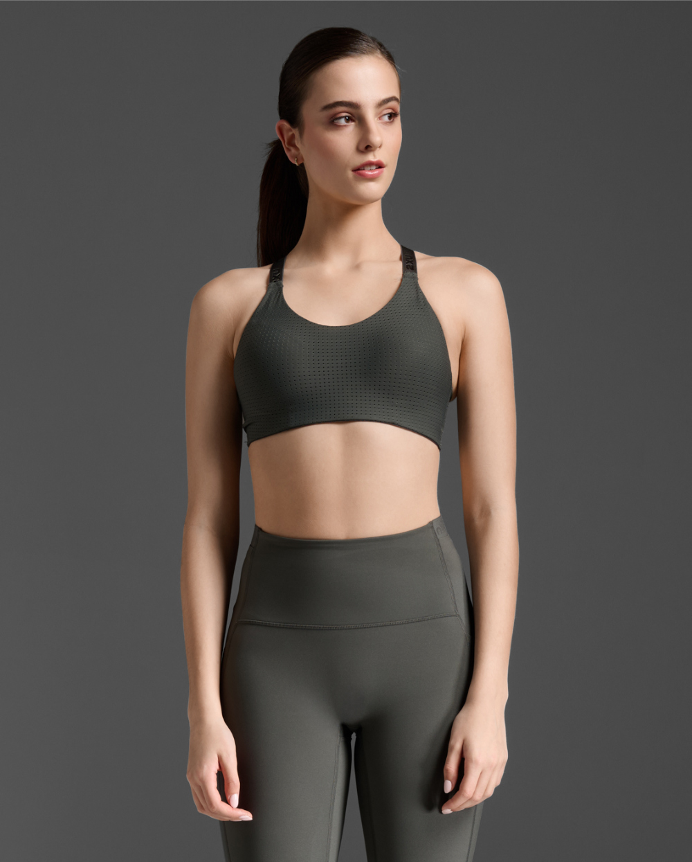 2XU 러닝 스포츠브라 스포츠브라탑 에어로 미디움 임팩트 브라탑 WR6347A_JUP_JUP - 상세 이미지 3