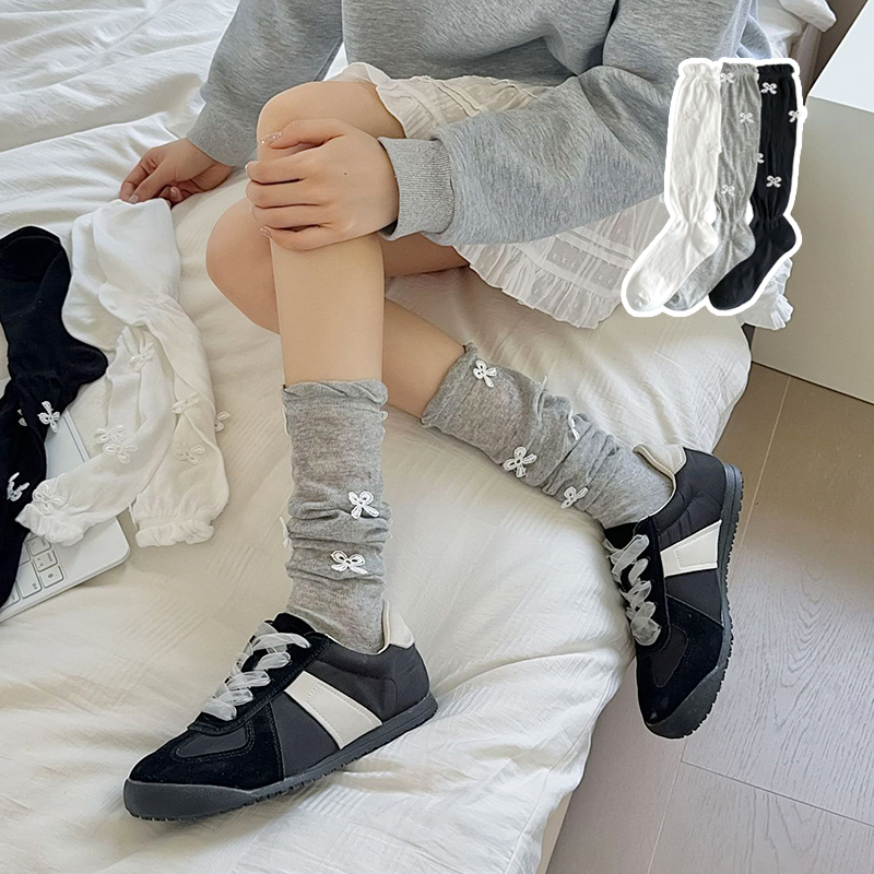 화이트 리본 니삭스 발레코어 롱 주름 무릎 양말