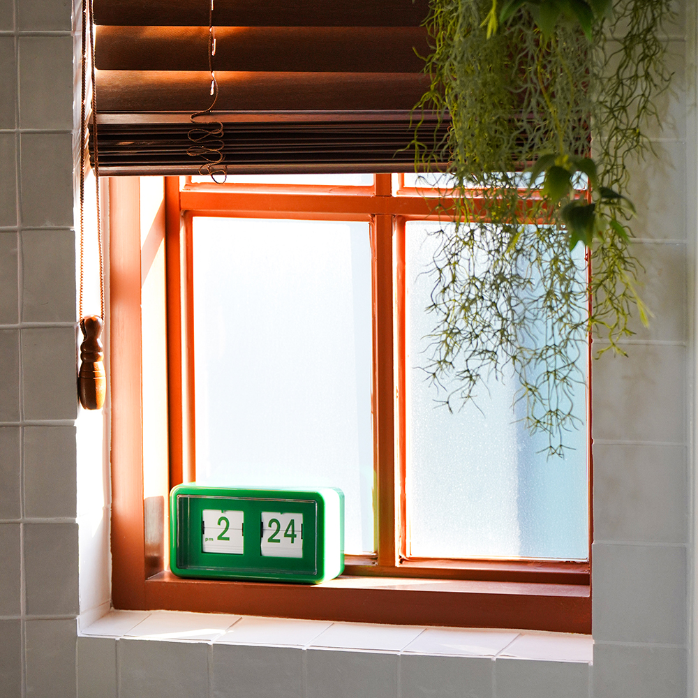 오르미 레트로 마운틴 플립 시계 인테리어 탁상시계 벽걸이시계